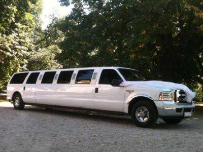 Split Limo Tour or Airport Transfer