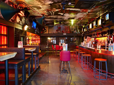 Bar Soho - Nightclub Entry