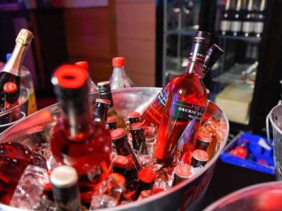 VIP Bottle Service on Seafront