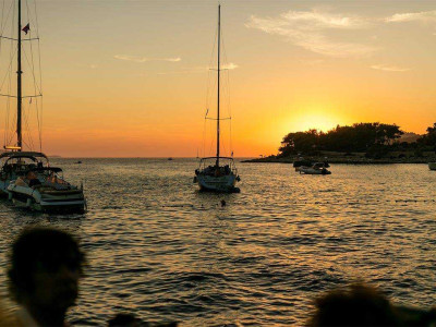 Hvar Sunset Sailing - Private Tour
