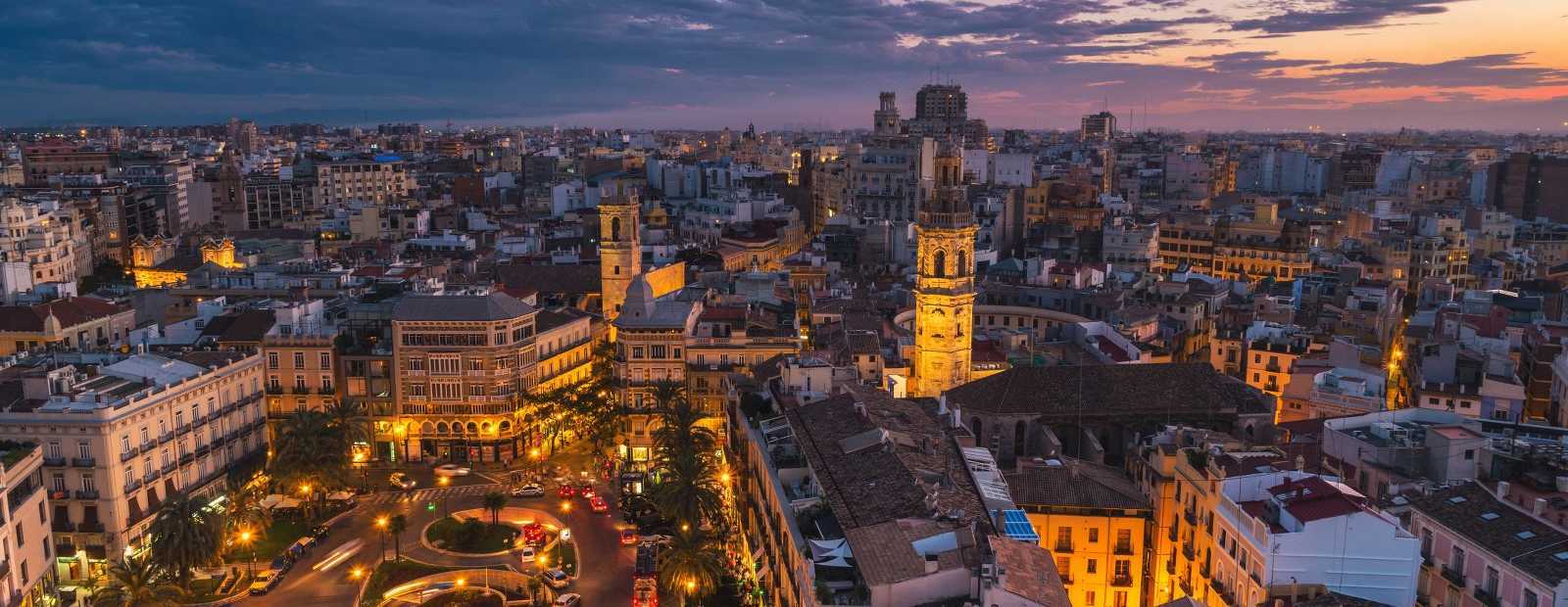 Valencia-by-night-stag weekend